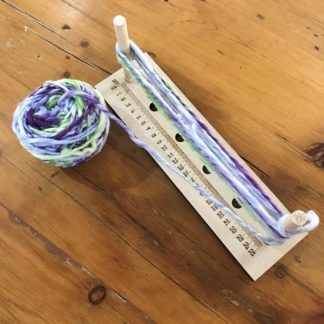 Tassel Making tool with yarn